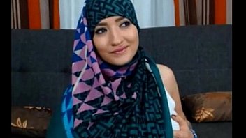 Muslim Girl Very Sexy Very Horny Teasing Stripping Dancing Sex Hijab Arabian Jilbab