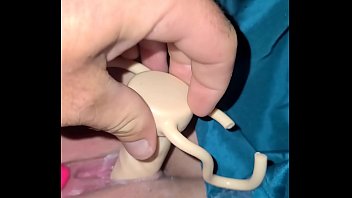 Using toys to make my girlfriend cum