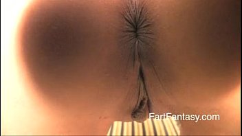 Twisted Filipino Girl Farting Bareass