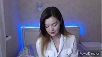 Gái đẹp châu á show cam (p1)