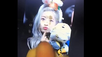 Twice Dahyun masturbation