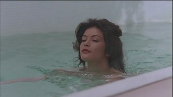 Catherine Zeta-Jones - Splitting Heirs