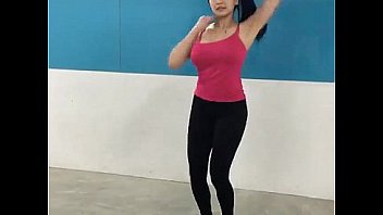 joget zumba seksi tetek besar