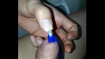 Urethral stretch with pencil