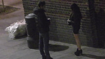 Stranger Gives Very d. Girl Chewing Gum - Then Takes Her Home
