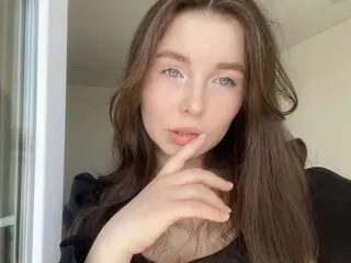 Watch AdelinaMorris’s Cam Show Live