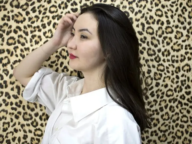 Watch AiraMadriga’s Cam Show Live