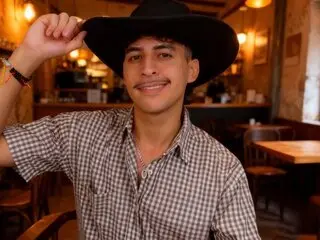 Watch AlanSprouse’s Cam Show Live