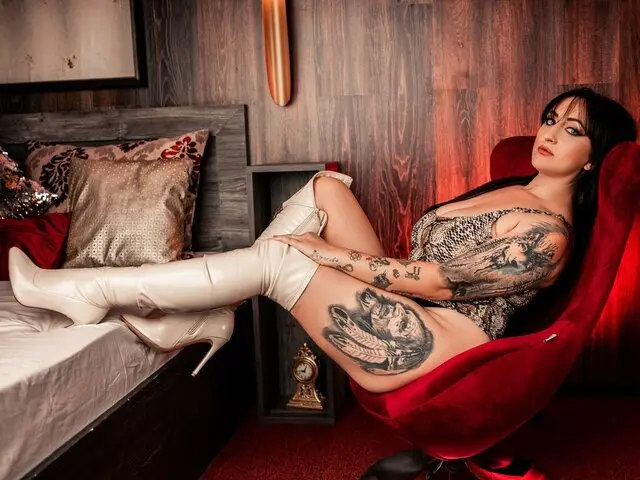 Watch AmaliaKale’s Cam Show Live