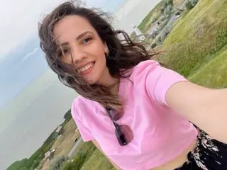 Watch AmeliaEili’s Cam Show Live