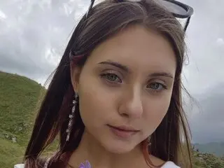 Watch AsiaInciong’s Cam Show Live