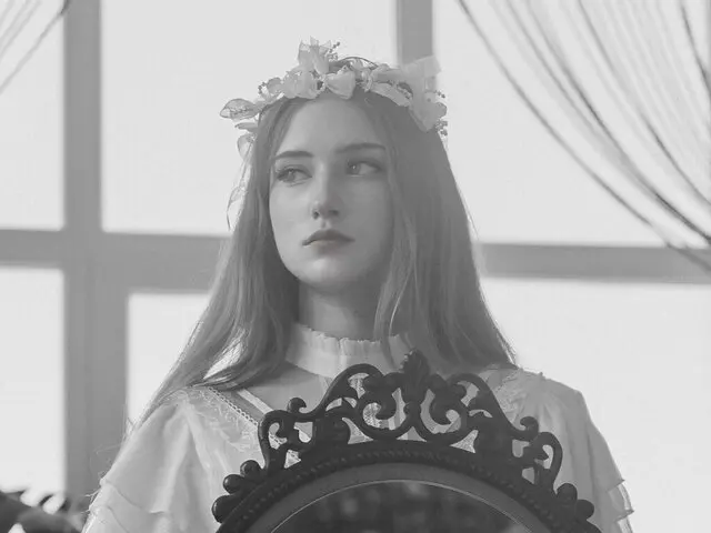 Watch CharlotteBlare’s Cam Show Live