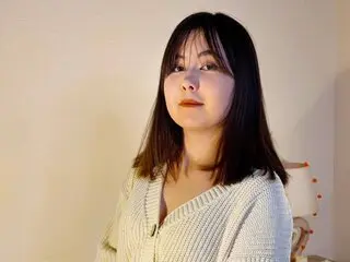 Watch CrystalClarkk’s Cam Show Live