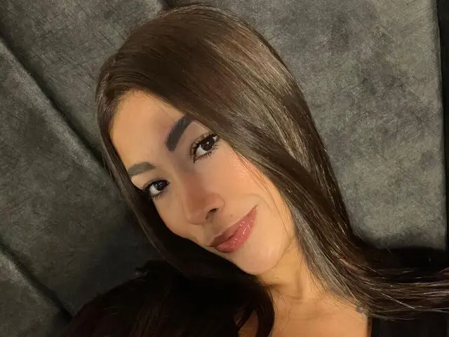 Watch DacotaSantos’s Cam Show Live