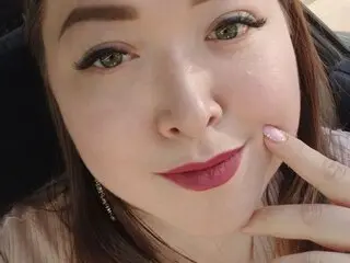 Watch DainaWaga’s Cam Show Live