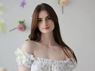 Watch DaniaHollf’s Cam Show Live