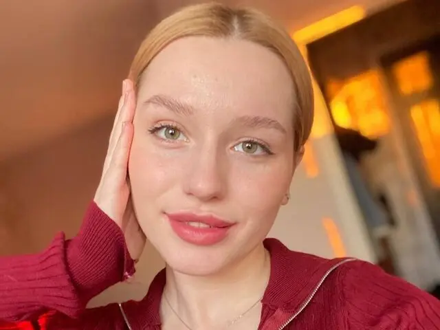 Watch DarelleChauncey’s Cam Show Live