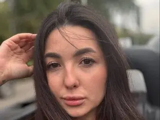 Watch DelmaSarvey’s Cam Show Live