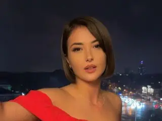 Watch EmmaWillson’s Cam Show Live