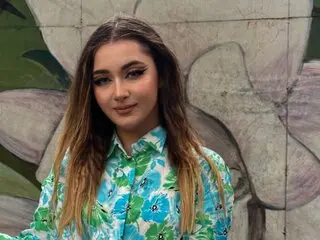 Watch FerneLosardo’s Cam Show Live