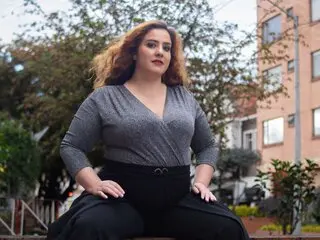 Watch FreyaSeid’s Cam Show Live