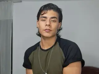 Watch JohnPresly’s Cam Show Live