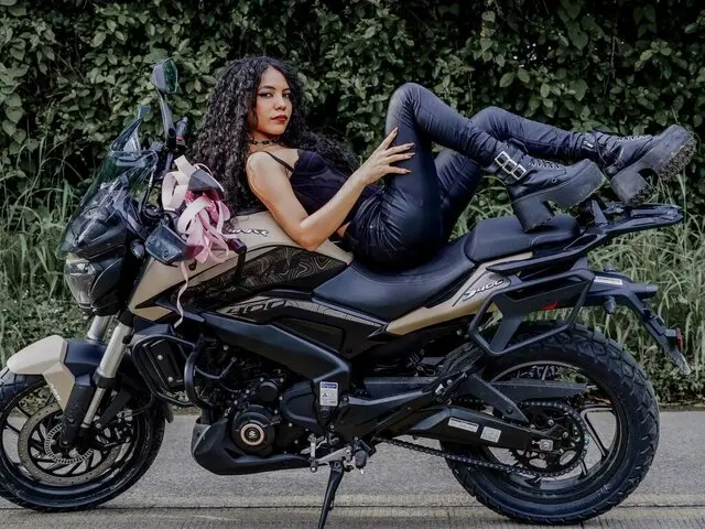 Watch KateVanhelsing’s Cam Show Live