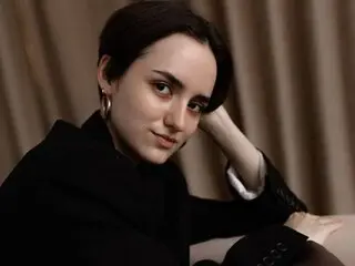 Watch KateWillows’s Cam Show Live