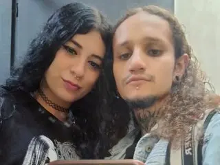 Watch KiraAndOnyx’s Cam Show Live