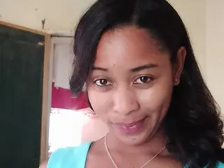 Watch LaylahMorgane’s Cam Show Live