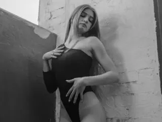 Watch LesliHoll’s Cam Show Live