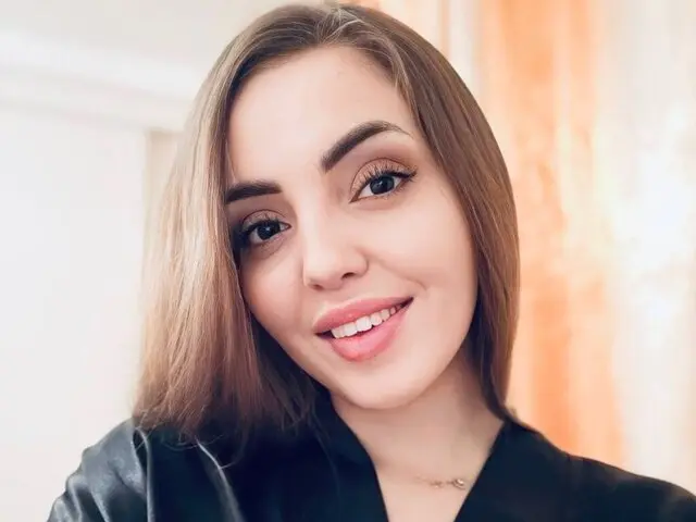 Watch LilianWoodes’s Cam Show Live