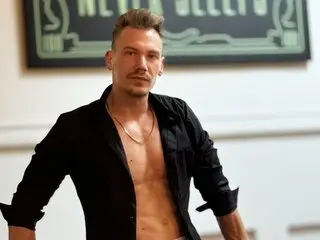 Watch MateoBenjamin’s Cam Show Live