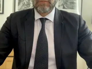 Watch Mecchaude’s Cam Show Live