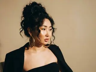 Watch MienSerang’s Cam Show Live