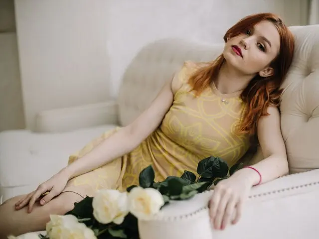 Watch MilaAzuro’s Cam Show Live