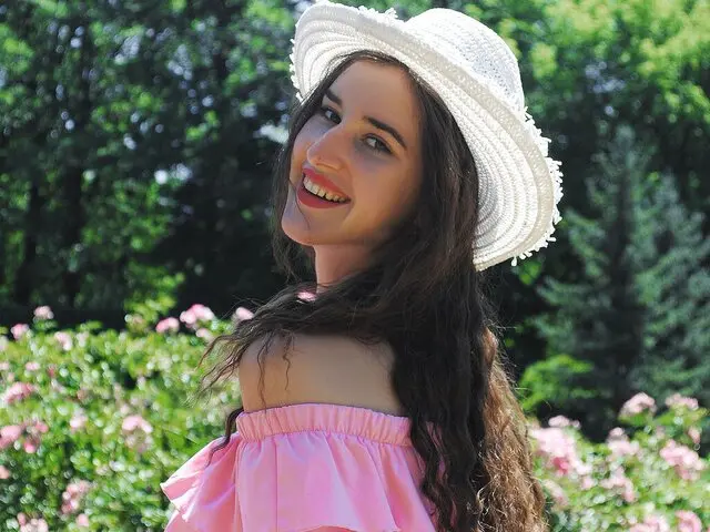 Watch MirandaMelody’s Cam Show Live