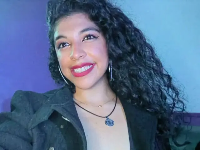 Watch NicholleWilliams’s Cam Show Live