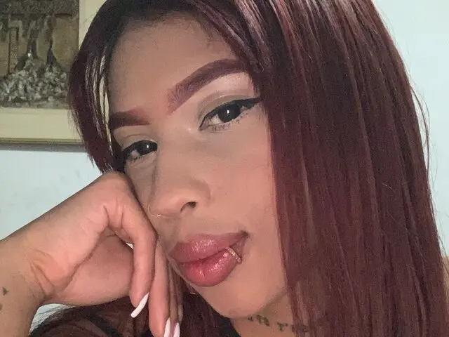 Watch RiriSanchezz’s Cam Show Live