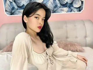 Watch SayuriKim’s Cam Show Live