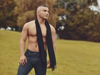 Watch TiagoAndrade’s Cam Show Live