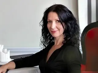 Watch ValleriWind’s Cam Show Live