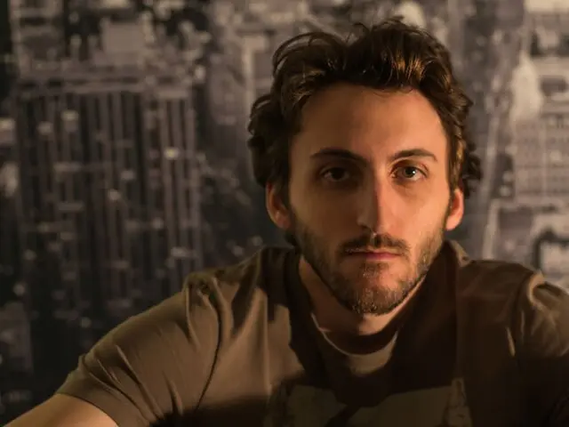 Watch wacom’s Cam Show Live